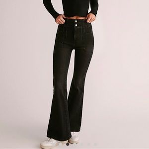 NWT Free People Jayde Flare Jeans Black SZ 25